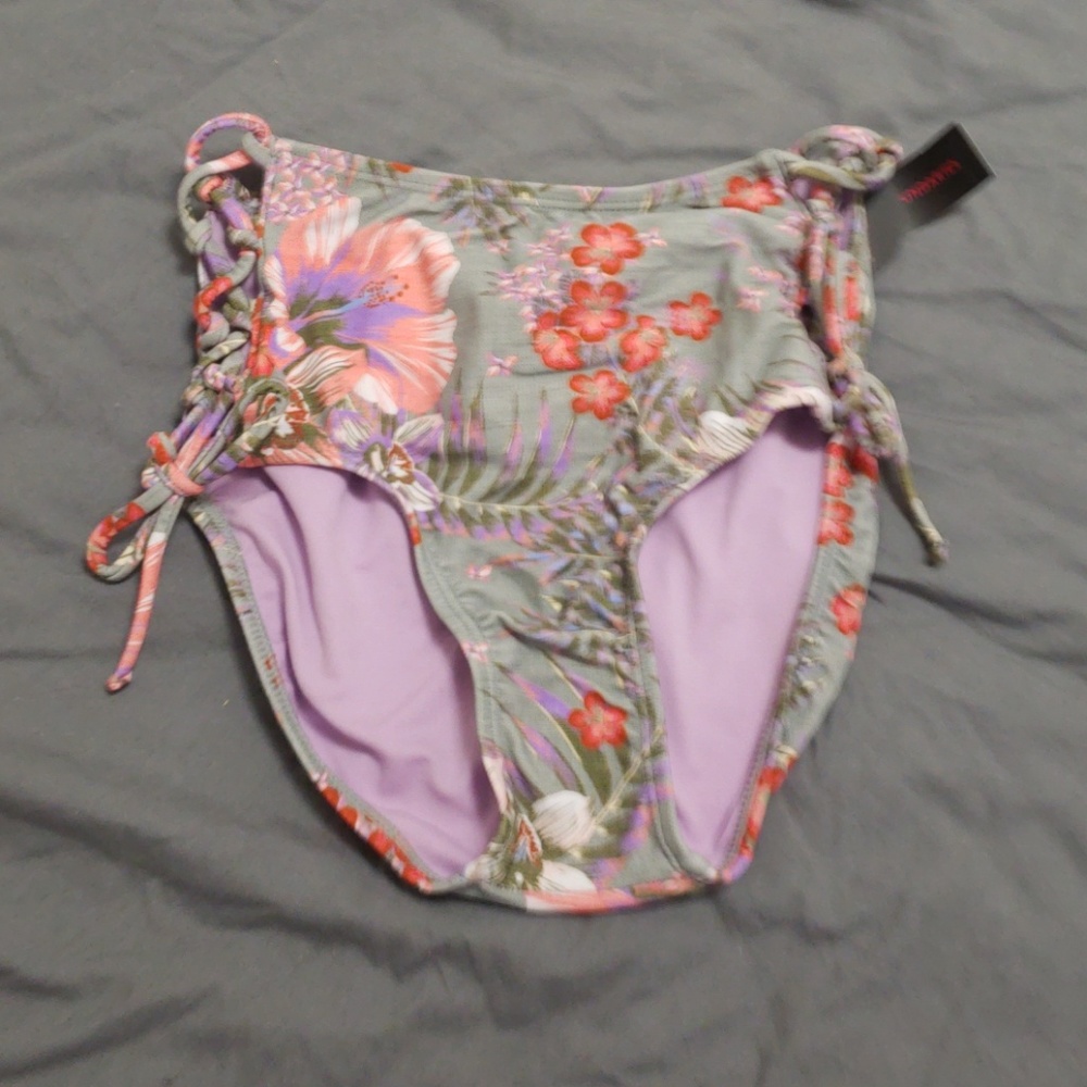 New high waisted bikini bottom